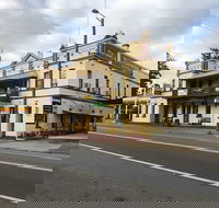 Horse and Jockey Hotel - NT Tourism