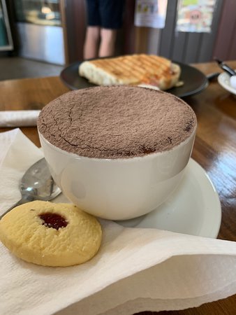 Mad Meerkat Coffee - NT Tourism 0