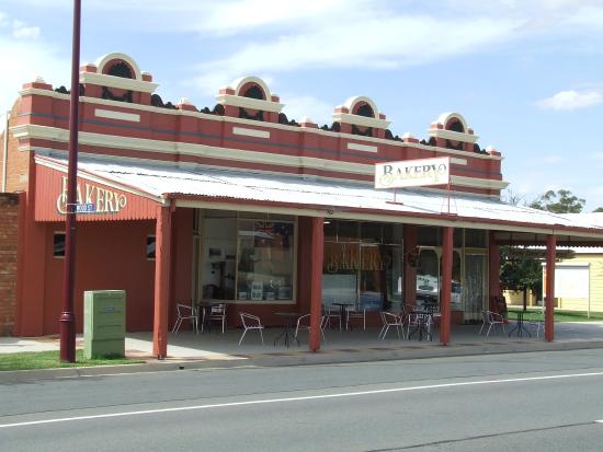 Four Corners NSW Accommodation NT