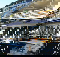 Port Bar  Restaurant