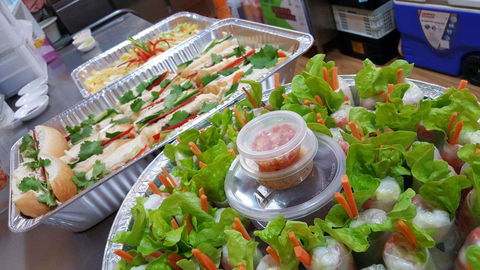 Chopsticks - NT Tourism 0