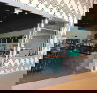 Elephant Grounds Cafe - Accommodation NT