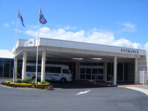 Norfolk Bistro At Yamba Bowling Club - NT Tourism 0