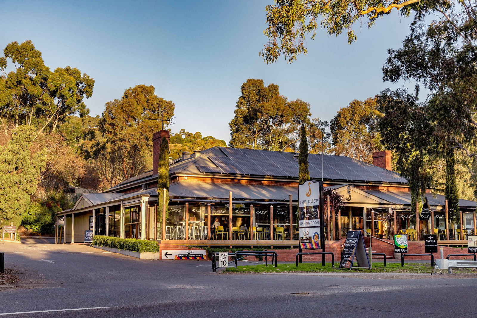  Accommodation NT