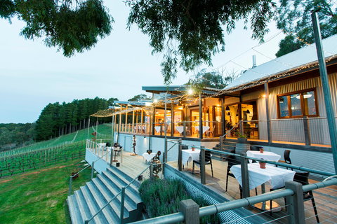 Mt Lofty Ranges Vineyard - Accommodation NT 2