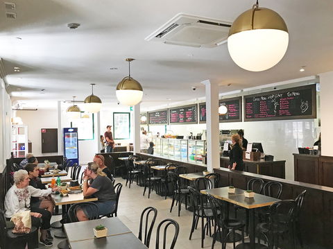 The Caves Cafe - Accommodation NT 2