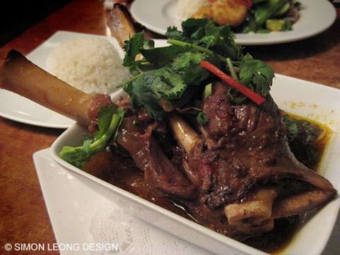 Muoi's Feast - NT Tourism 0