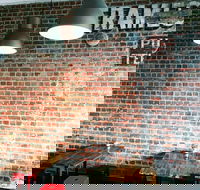 Steam  Wall - Accommodation NT