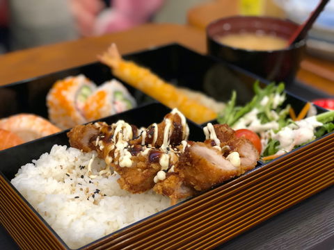 Sushi Bar Sapporo - NT Tourism 0