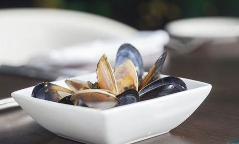 2 Fish Seafood Restaurant - NT Tourism 13