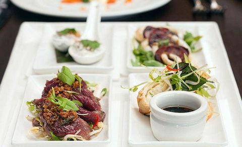 2 Fish Seafood Restaurant - NT Tourism 6