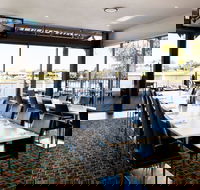Pelican Waters Tavern - Caloundra - NT Tourism