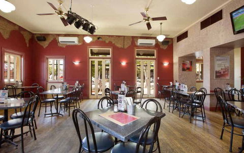 Sloth Bar - Accommodation NT 0