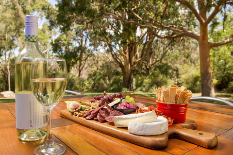 Cleland Wildlife Park Café - NT Tourism 0