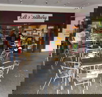 Lee's Bakery