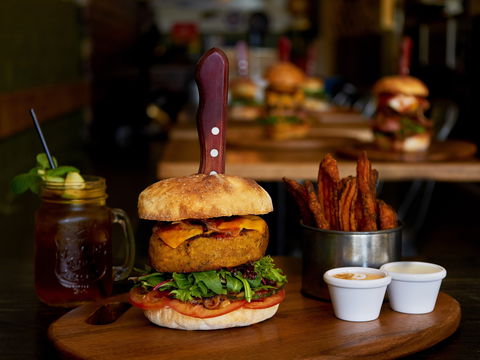 Spitfire Restaurant And Grill - NT Tourism 2