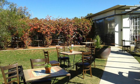 Riverbank Of Queanbeyan Cafe - Accommodation NT 1