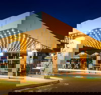 Buckley's Entertainment Centre - Accommodation NT