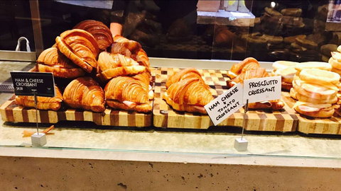 Edamama - Accommodation NT 0