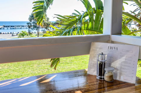 Edina Waterfront Cafe - NT Tourism 1