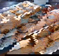 Grandma Moses Bakery - Accommodation NT