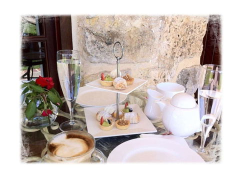 Magiric - Indulgent High Tea Catering - NT Tourism 0