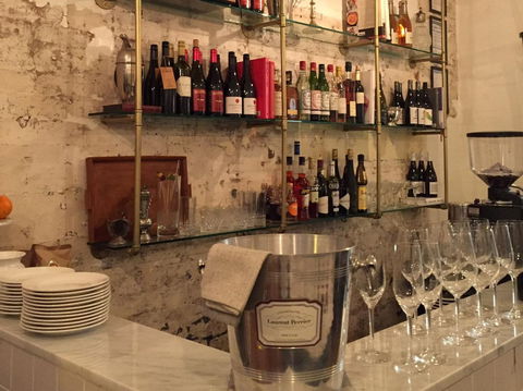 Bistrot Plume - NT Tourism 0