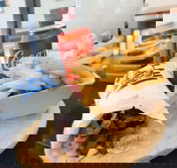 Belvedere Charcoal Chicken - Accommodation NT