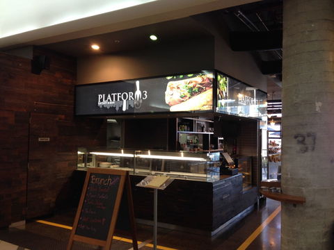 Platform 3 Eatery & Bar - NT Tourism 0