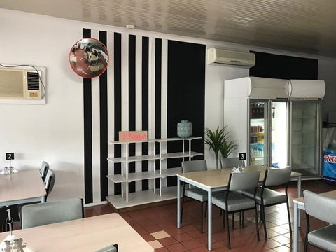 Cafe On West - Closed - Accommodation NT 0