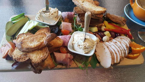 Holy Smoke Gourmet Food Shop - Accommodation NT 0