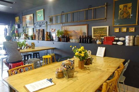 Flock Espresso & Eats - NT Tourism 0