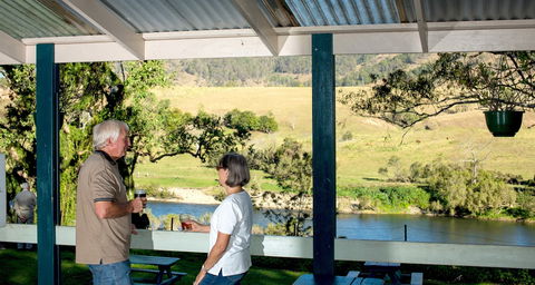 Bellbrook Hotel - NT Tourism 0