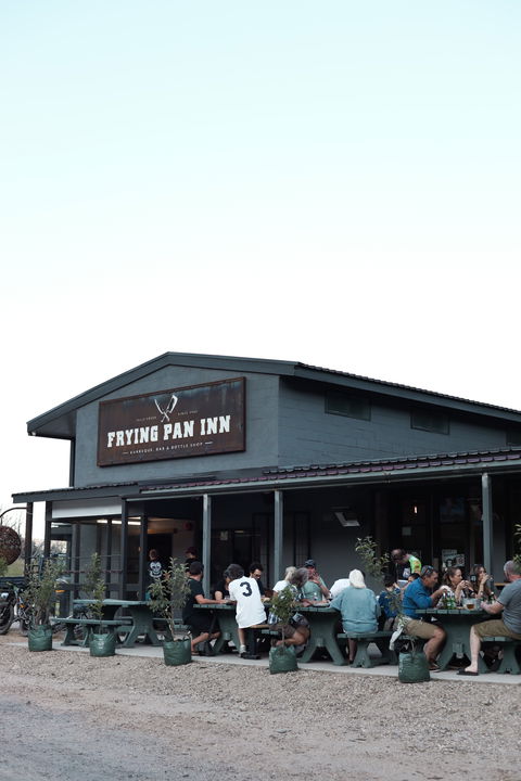 Frying Pan Inn - NT Tourism 0