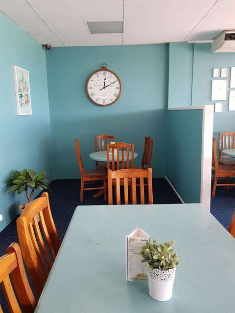 Jolly Swagman Cafe - NT Tourism 0