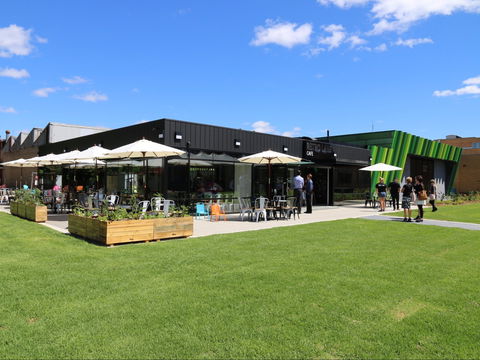 Retro Lane Cafe And Youth Space - NT Tourism 0