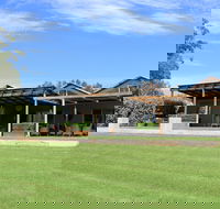 Two Rivers Wines - NT Tourism