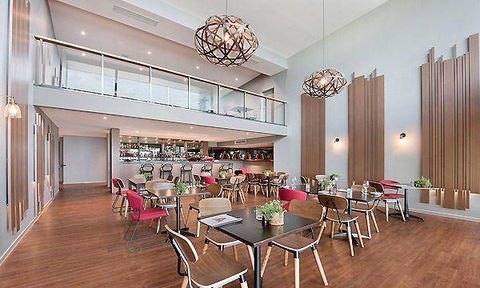 Torng Bai Thai Restaurant - NT Tourism 4