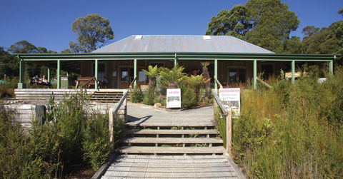 Tannin Restaurant At The Tarkine Tavern - NT Tourism 1
