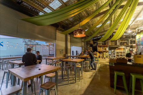Black Duck Brewery And Bar - NT Tourism 0