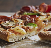 Domino's - Wanniassa - Accommodation NT