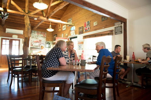 Idle In Cafe - NT Tourism 2