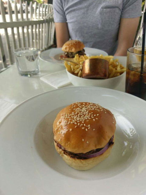 White House [Fortified] Food + Wine - NT Tourism 0
