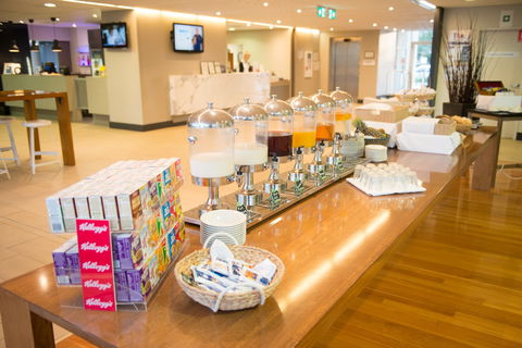 Q Cafe - Accommodation NT 1
