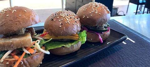 Long Road Bistro - Accommodation NT 0