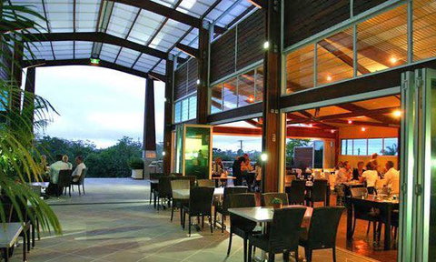 Long Road Bistro - Accommodation NT 21