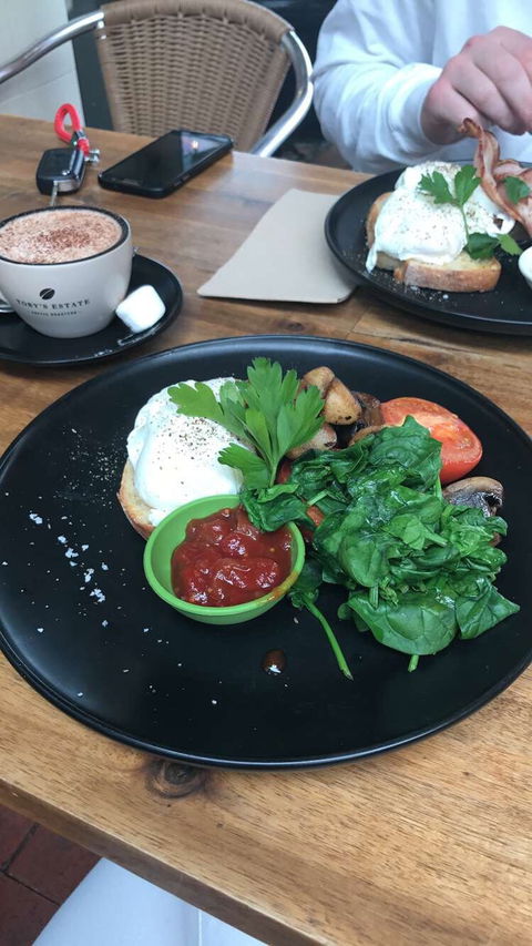 Thirty Three Cups - NT Tourism 1