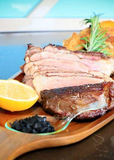 The Vinyard Restaurant & Wine Bar - NT Tourism 10
