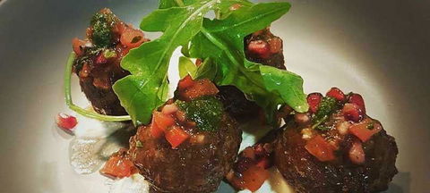 The Vinyard Restaurant & Wine Bar - NT Tourism 3