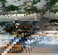 Crazies Cafe - Accommodation NT